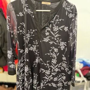 Tricotex Black Floral Women's Blouse